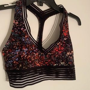 Lululemon sports bra size  XS